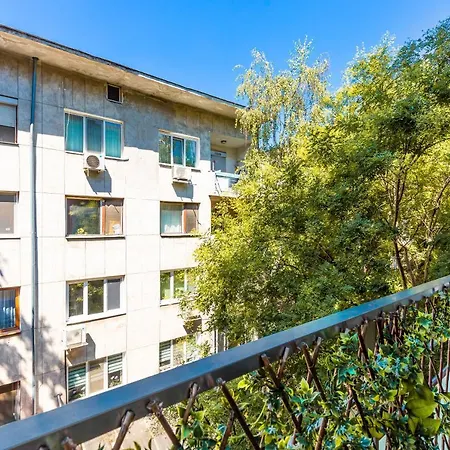 Stylish 2bd With A Cozy Terrace By Flat Mаnager Plowdiw