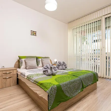 Stylish 2bd With A Cozy Terrace By Flat Mаnager Διαμέρισμα *