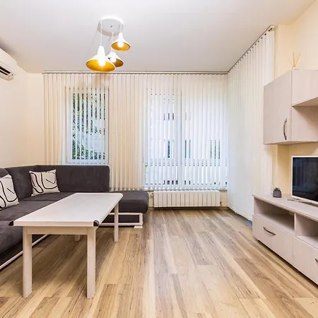 公寓 Stylish 2bd With A Cozy Terrace By Flat Mаnager